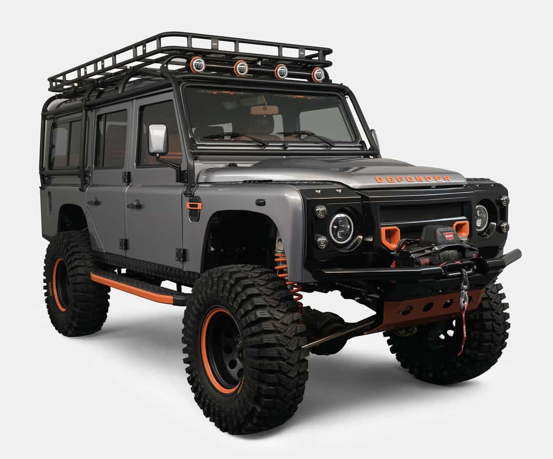 Project 24 – Bespoke Defender Build – Monarch Defender
