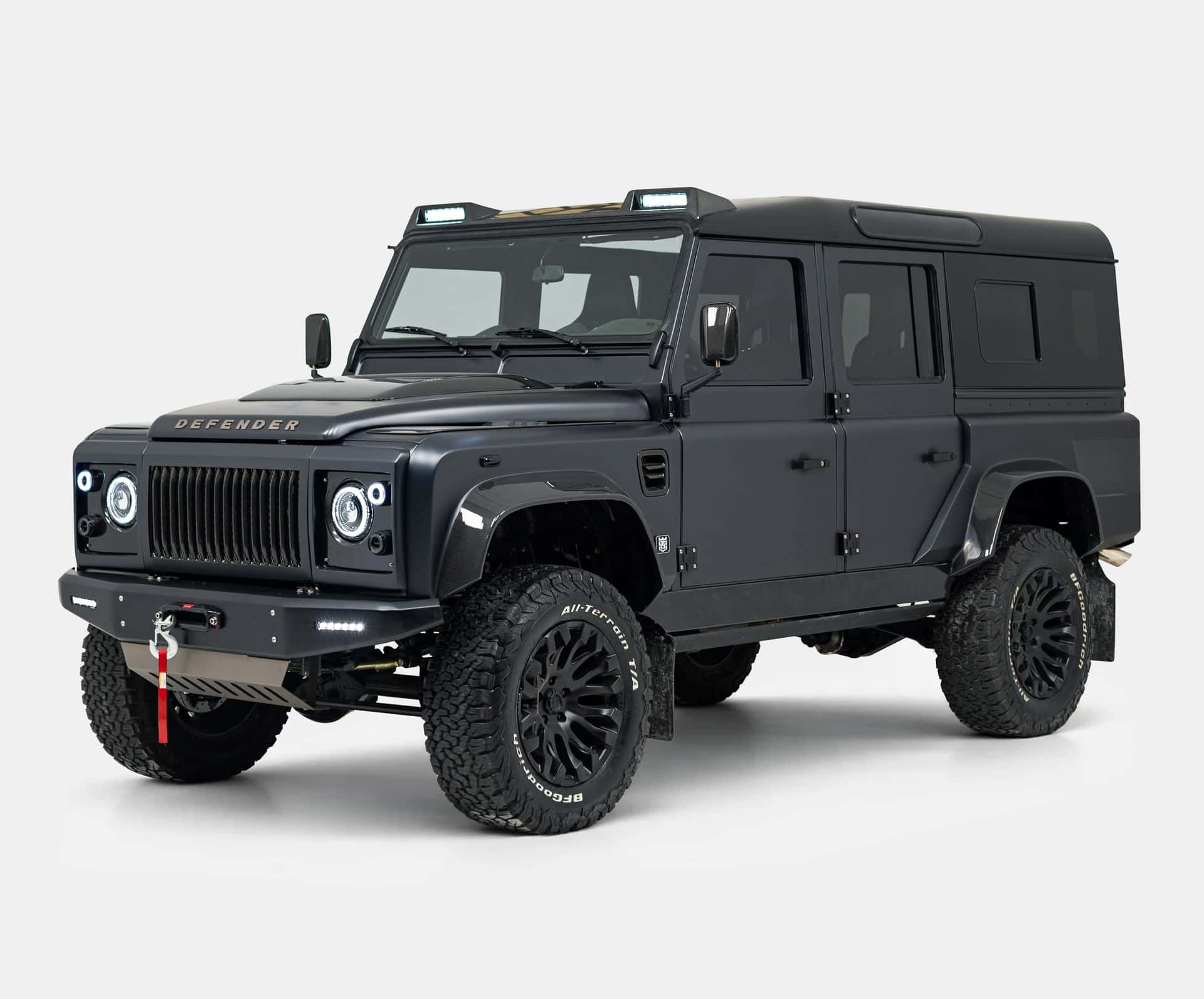 Dukhan – Bespoke Defender Build – Monarch Defender