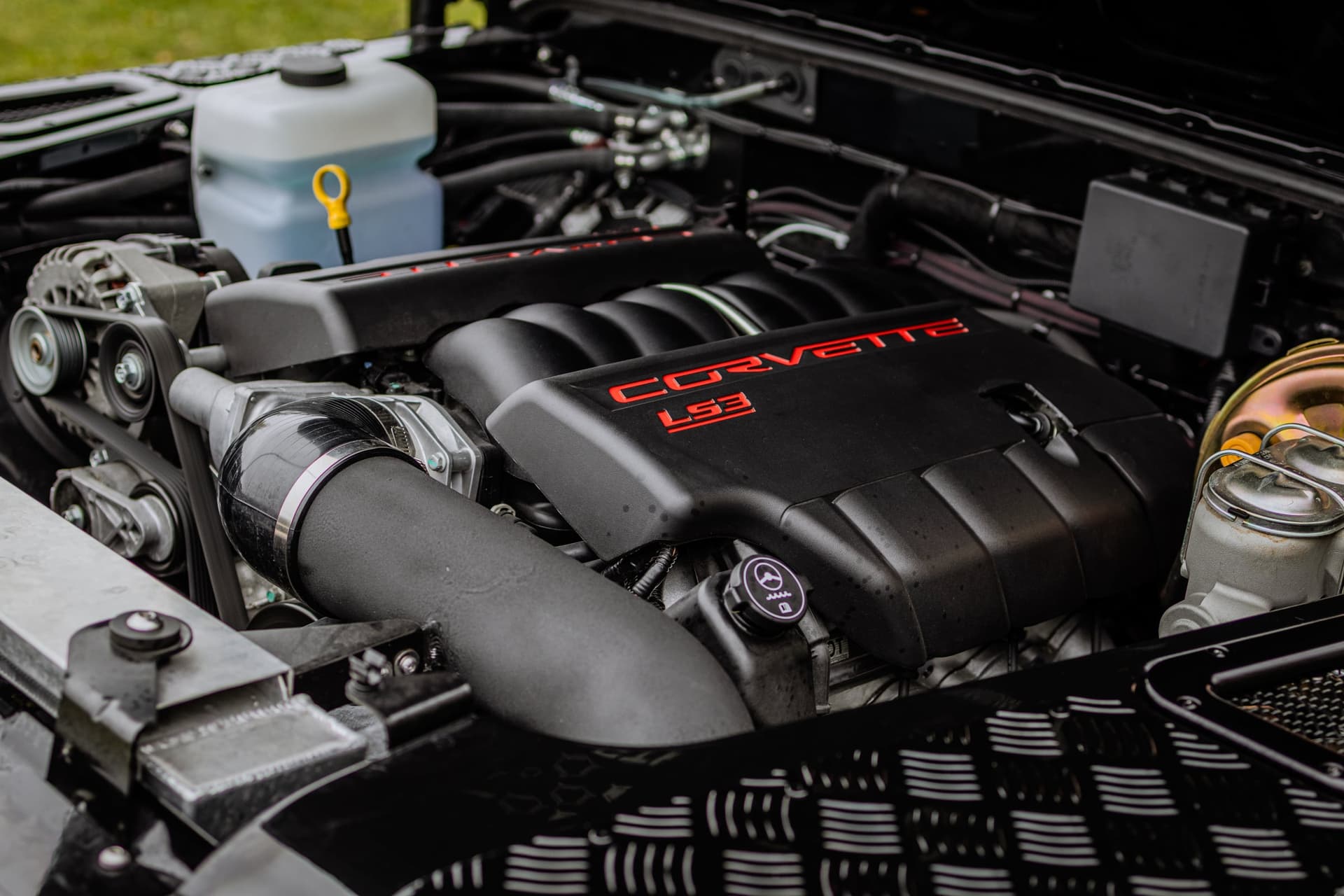 Defender Restomods: The Art of Land Rover Defender Restoration ...