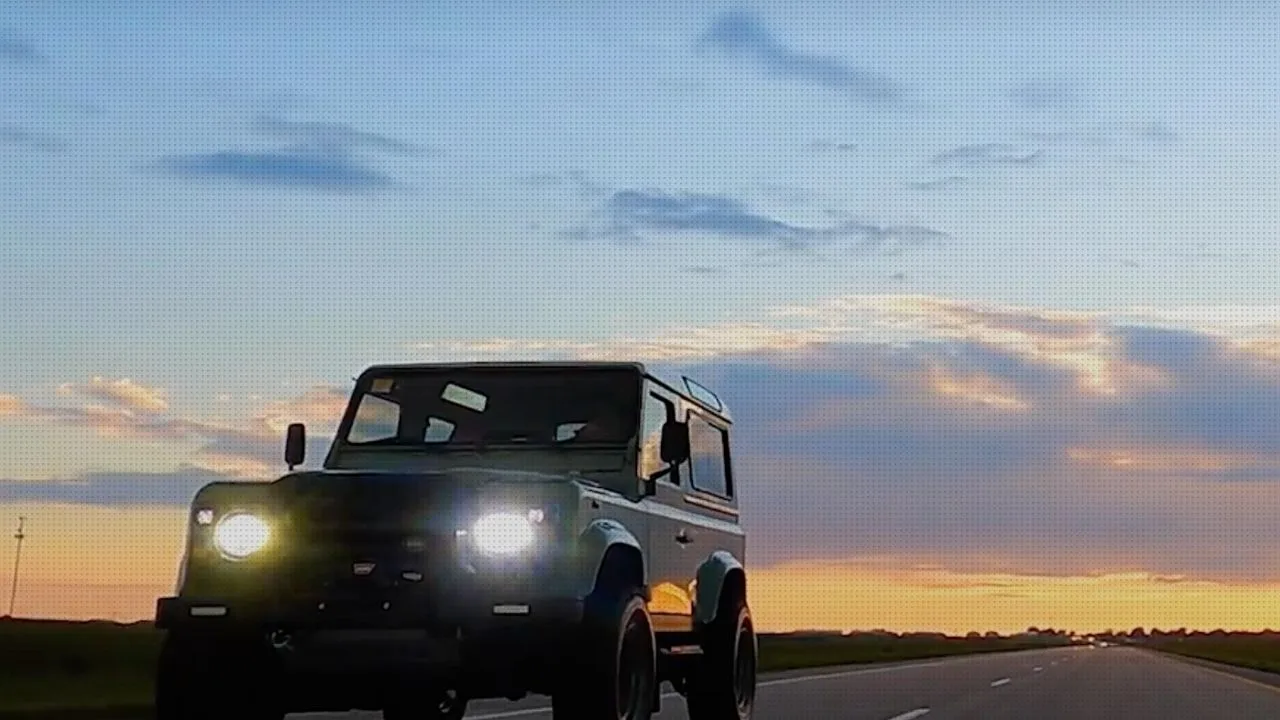 Land rover defender 90